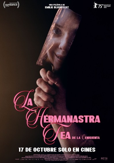LA HERMANASTRA FEA